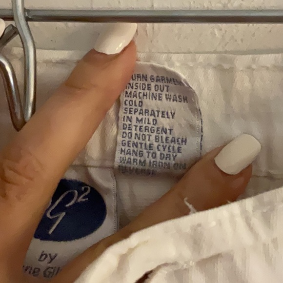 DG2 by Diane Gilman Virtual Stretch Straight Leg Jeans, Size 10P, White - Picture 7 of 8